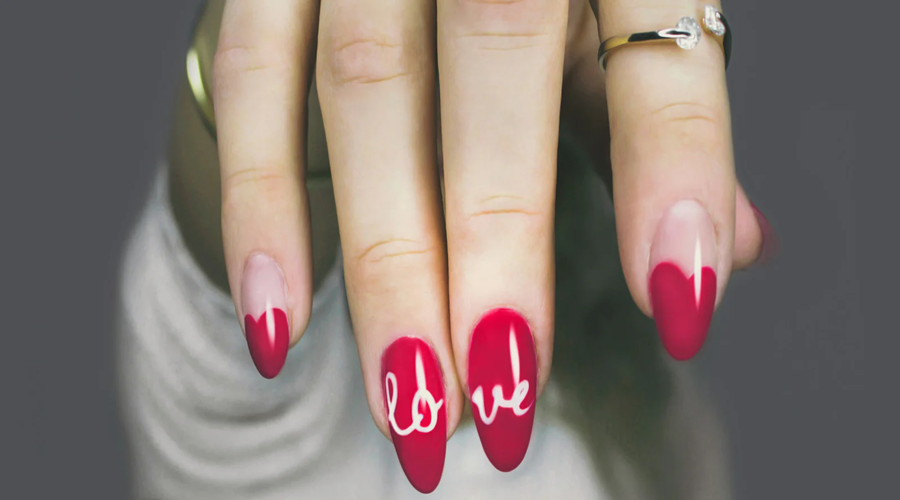 Manicure Trend Becomes A Common Style
