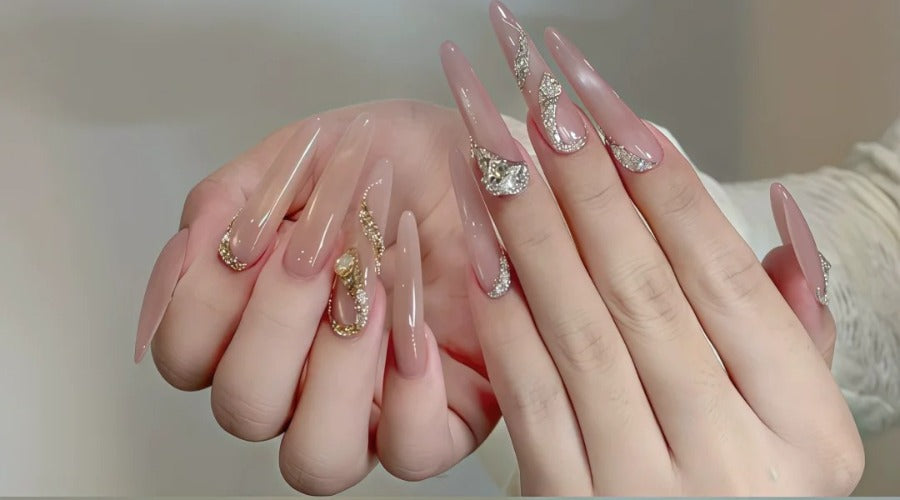 acrylic nails