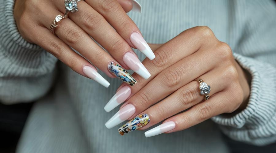 cover of Saviland pink and white acrylic nails