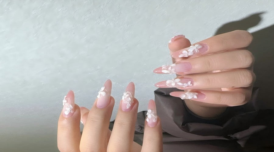 How to Prevent Yellowing of Acrylic Nails?