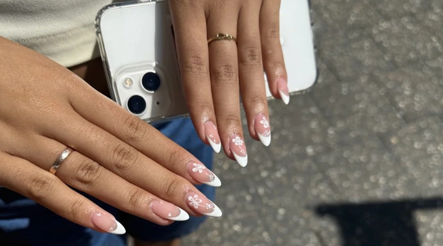 Saviland acrylic nail blog cover