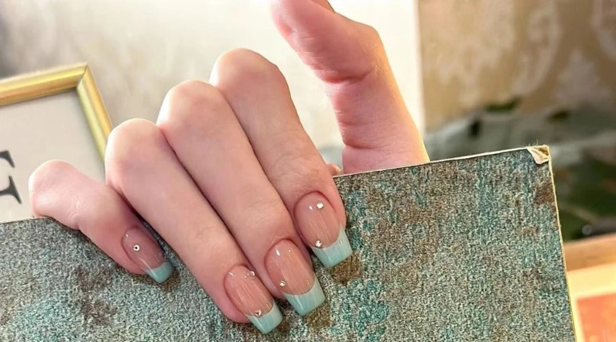 DIY Spring Nail Art: Easy Tutorials for Beginners