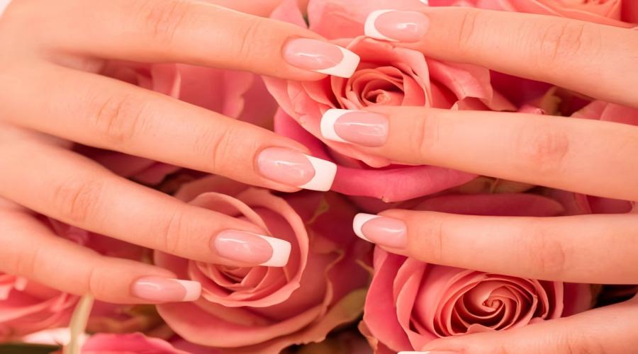 cover of acrylic nails blog