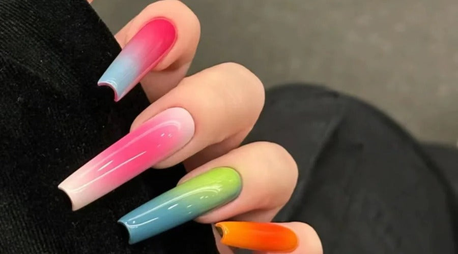 airbrush gel polish nail