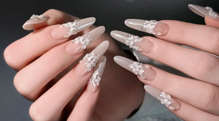 Top 5 Reasons to Choose SAVILAND for Your Next DIY Nail Project