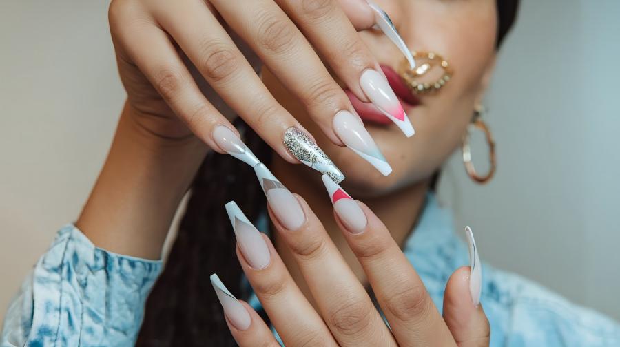 cover of the acrylic nails